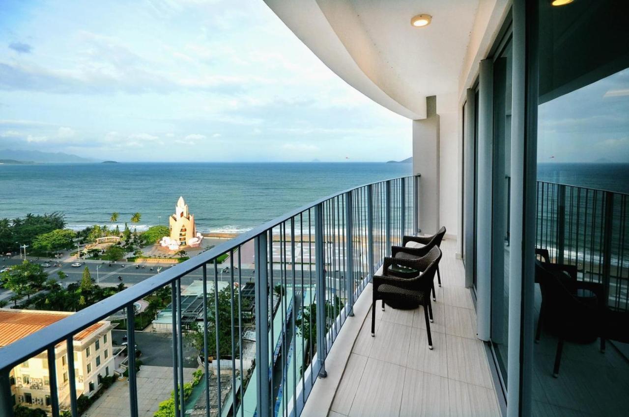 Homie Panorama Beachfront Residences Нячанг Экстерьер фото