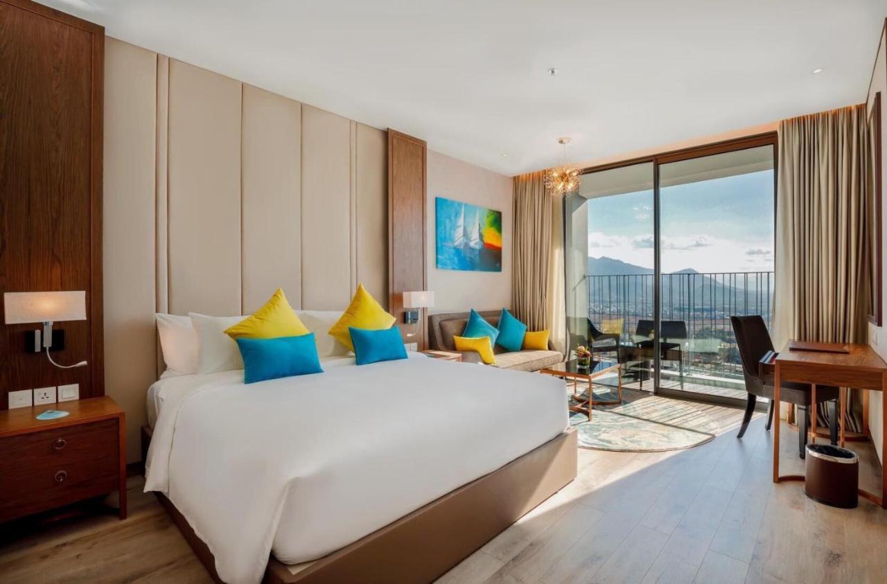Homie Panorama Beachfront Residences Нячанг Экстерьер фото